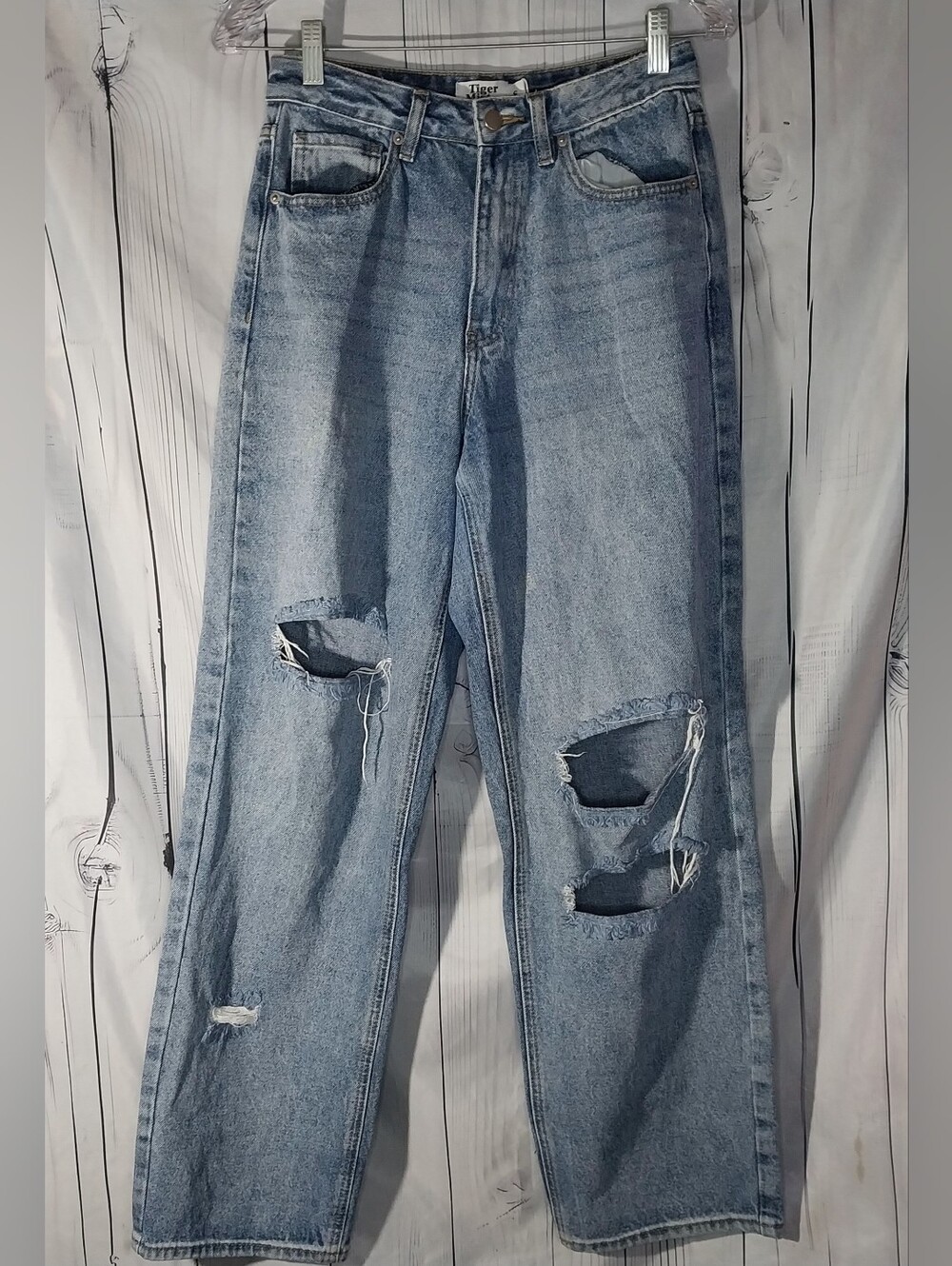 Tiger Mist Light Blue Distressed Ripped Knee Baggy High-Rise Grunge Denim Jeans